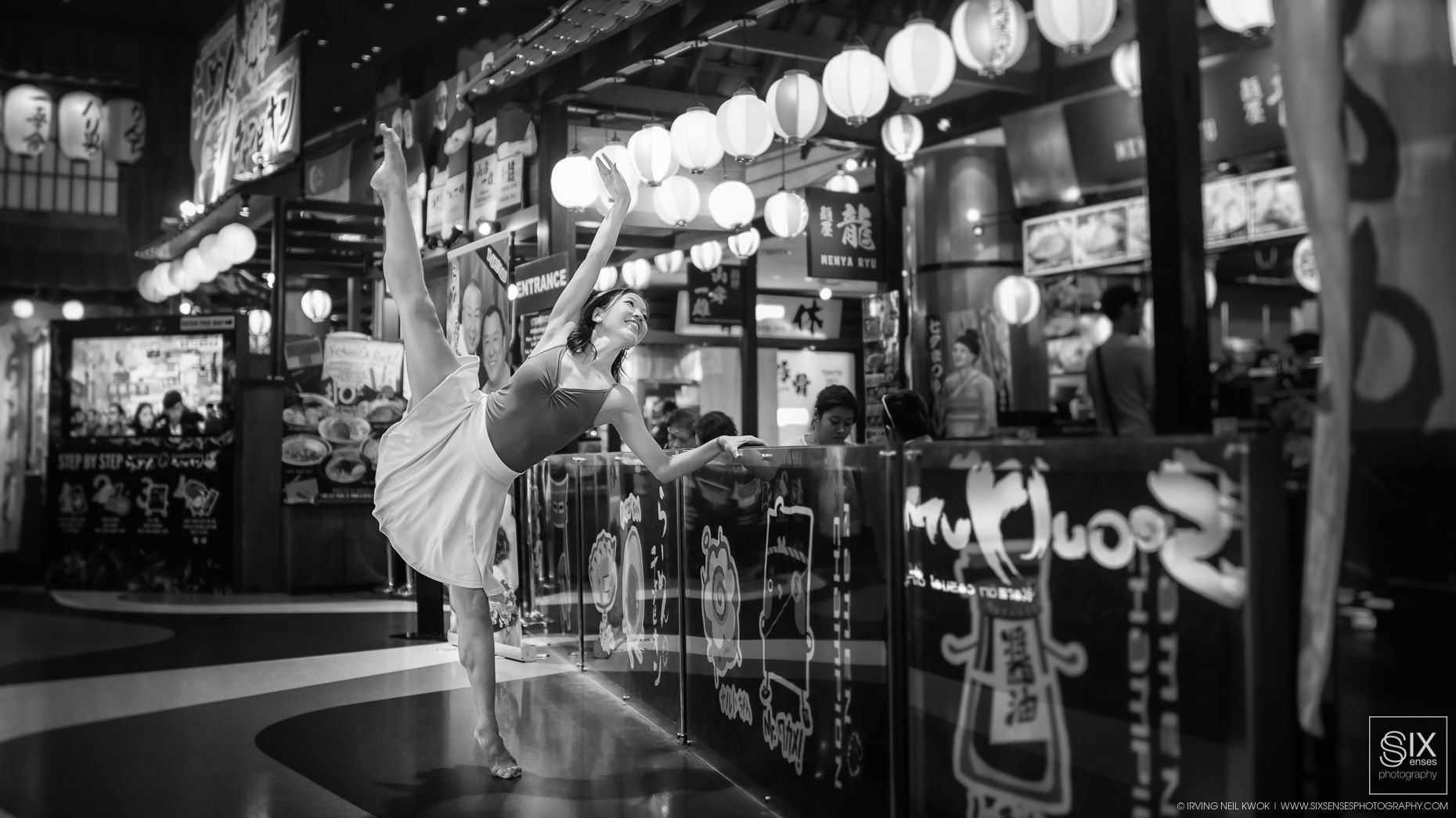 6sp-DS4_3751 (BnW) 2
